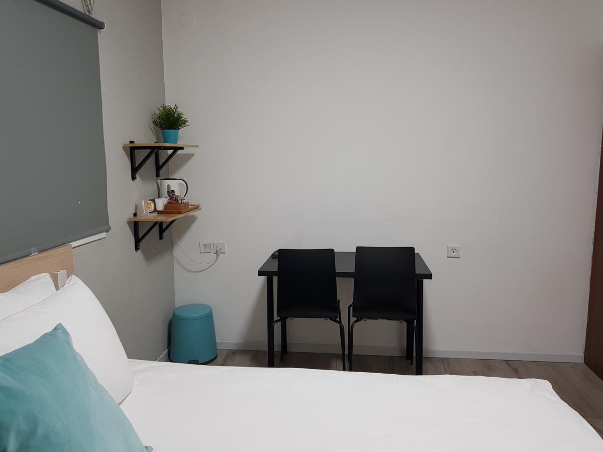 Airport Guest House - One-Way Free Shuttle Or Yehuda Ngoại thất bức ảnh
